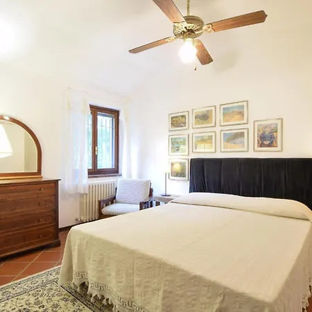 Dom wakacyjny Gorgeous In With Wifi